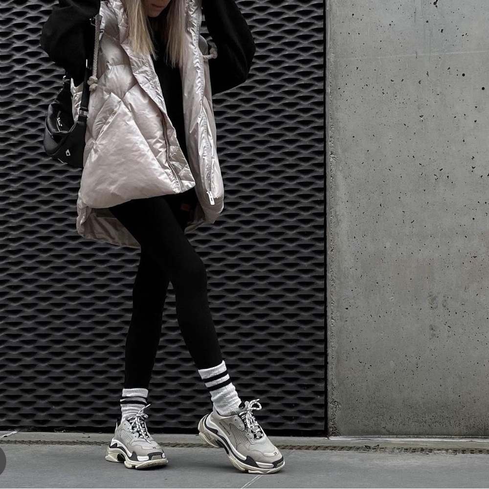 Balenciaga sneakers size 40 - Picture 9 of 10